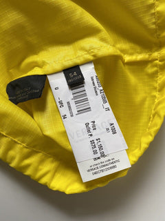 Neu mit Etikett: 1150 $ Versace Herren-Regenmantel mit Knopfleiste in Gelb, Größe 2XL (54 Euro) A85203 