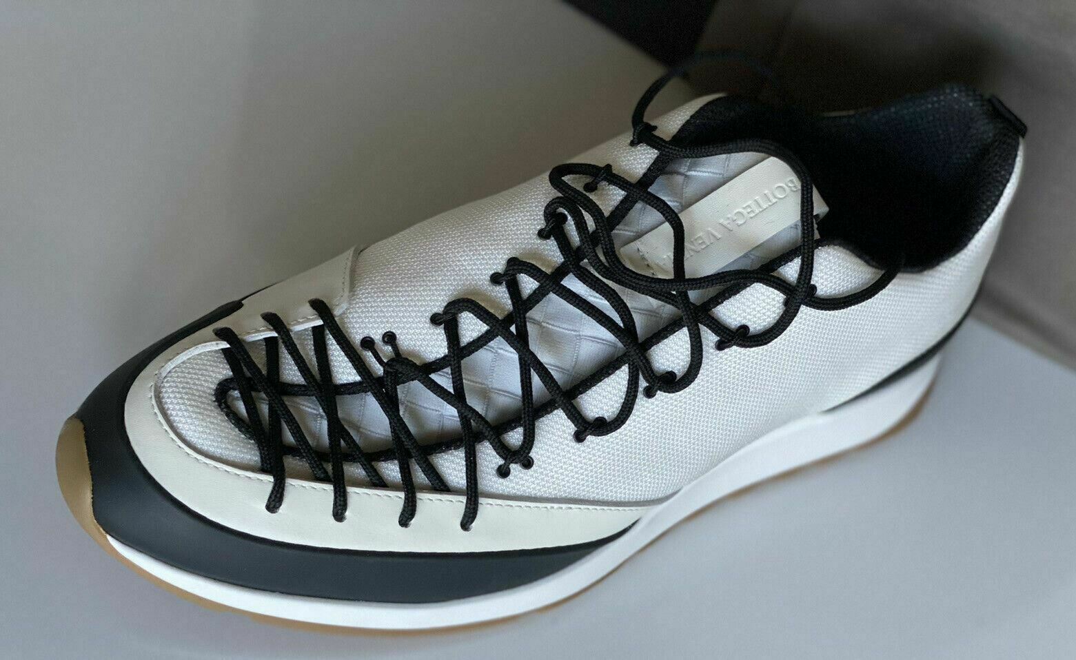 NIB $790 Bottega Veneta Men's Scar Tex White Sneakers 12 US (45 Euro) 609891