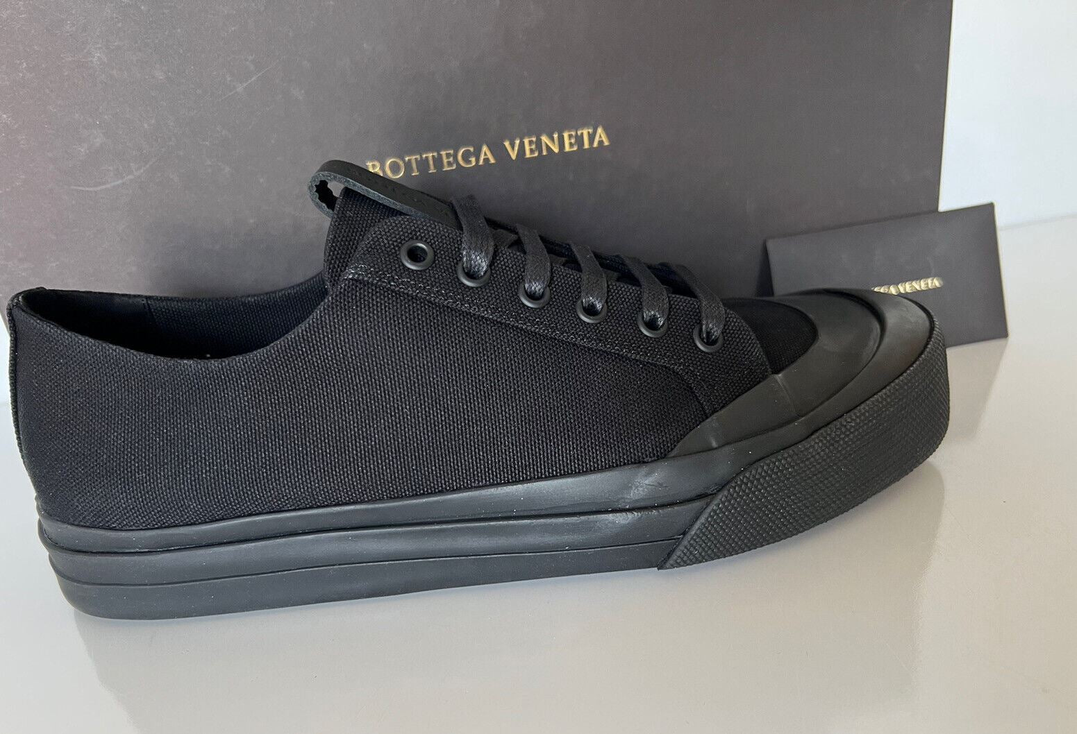 NIB $570 Bottega Veneta Men's Speedster Cutton Black Sneakers 10 US 611183 Spain
