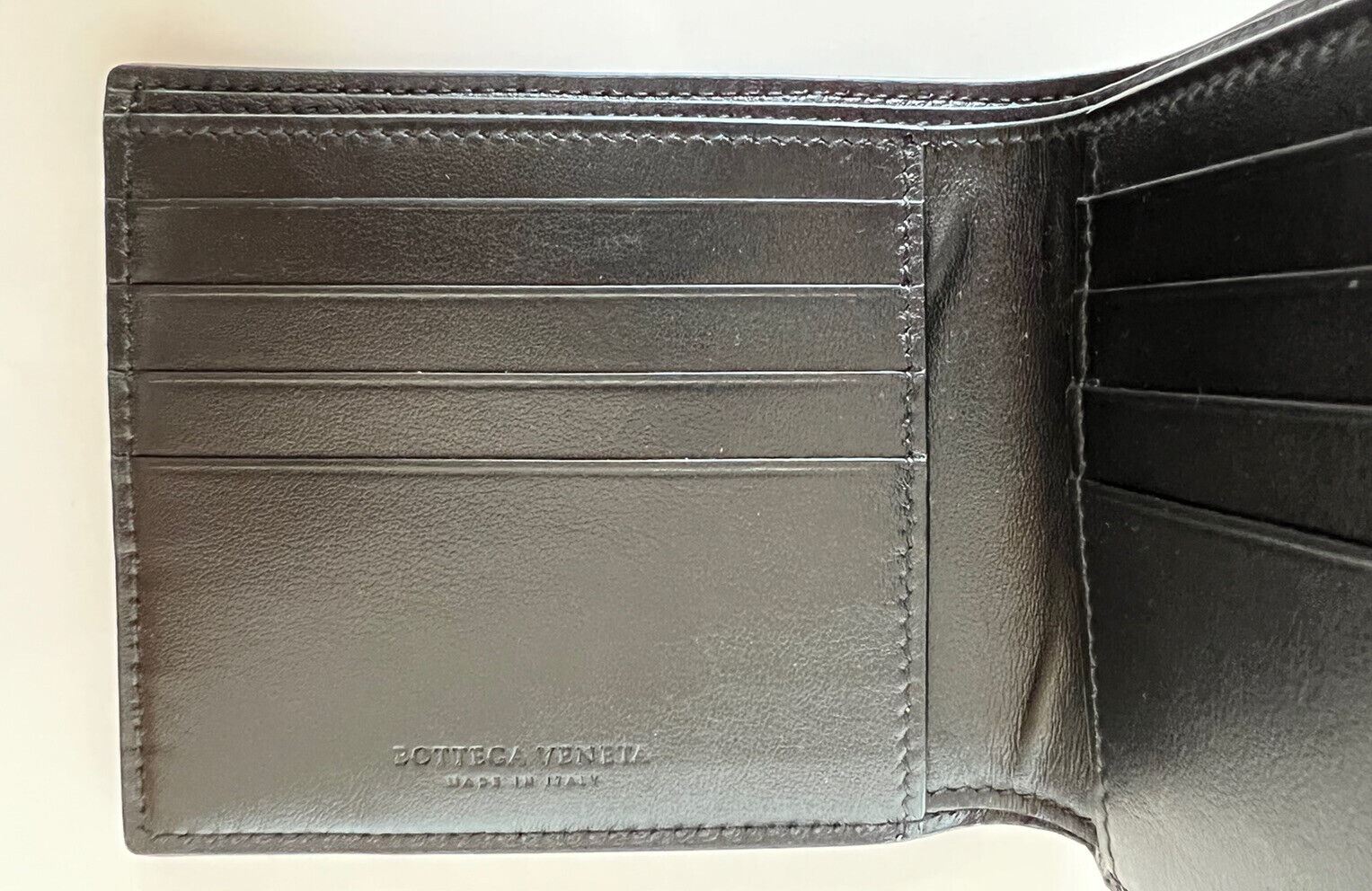 NIB $450 Bottega Veneta Nappa19 Leather Wallet Black 605721 Italy