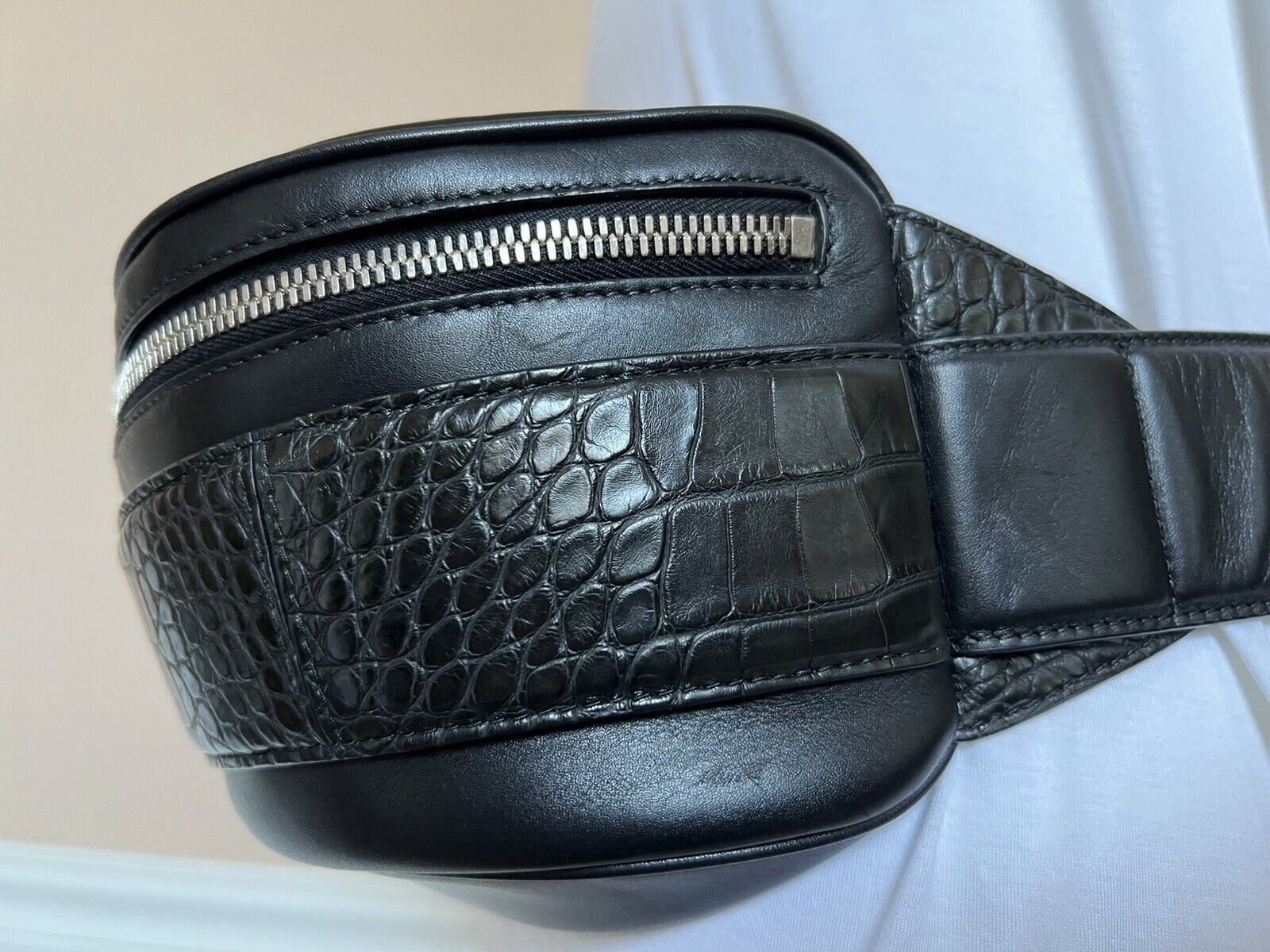 NWT $6300 Bottega Veneta Alligator Leather Black Belt / Waist / Body Bag 578140