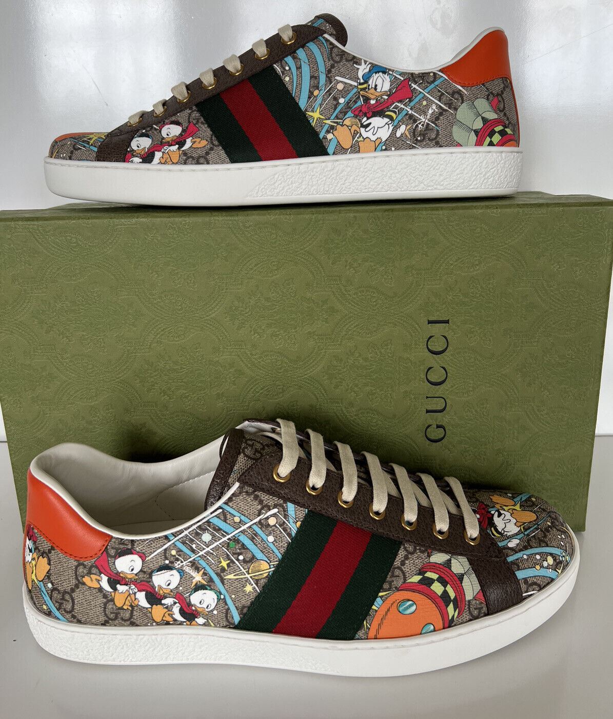 NIB Gucci Herren Donald Duck Sneakers 10,5 US (Gucci 10) Hergestellt in Italien 647950 