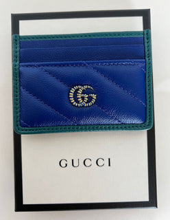 NIB Gucci GG Marmont gestepptes Leder-Kartenetui in Blau/Grün, hergestellt in Italien 573812 