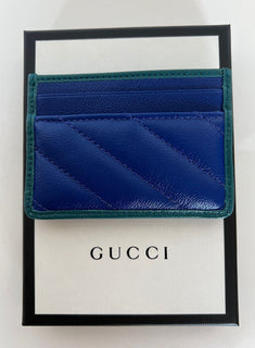 NIB Gucci GG Marmont gestepptes Leder-Kartenetui in Blau/Grün, hergestellt in Italien 573812 