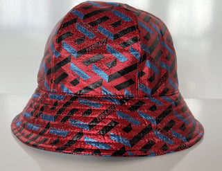 Neu mit Etikett: 350 $ Versace Fischerhut mit La Greca-Print Rot M (57 Euro)
