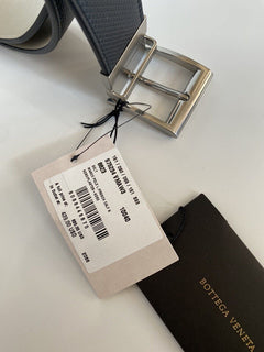 Neu mit Etikett: 520 $ Bottega Veneta Doppelseitiger Herrengürtel in Schwarz/Weiß 40/100 575234 Italien