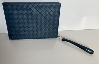 Neu mit Etikett: 1600 $ Bottega Veneta Intrecciato Leder Dokumententasche in Tiefblau 592855 IT 