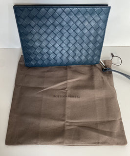 Neu mit Etikett: 1600 $ Bottega Veneta Intrecciato Leder Dokumententasche in Tiefblau 592855 IT 