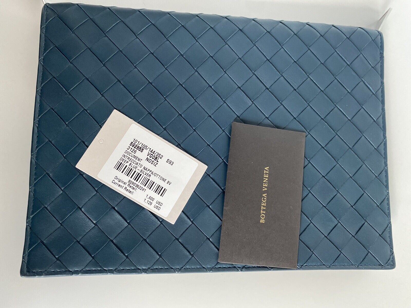 NWT 1600 долларов США Bottega Veneta Intrecciato Кожаный чехол для документов темно-синего цвета 592855 IT 