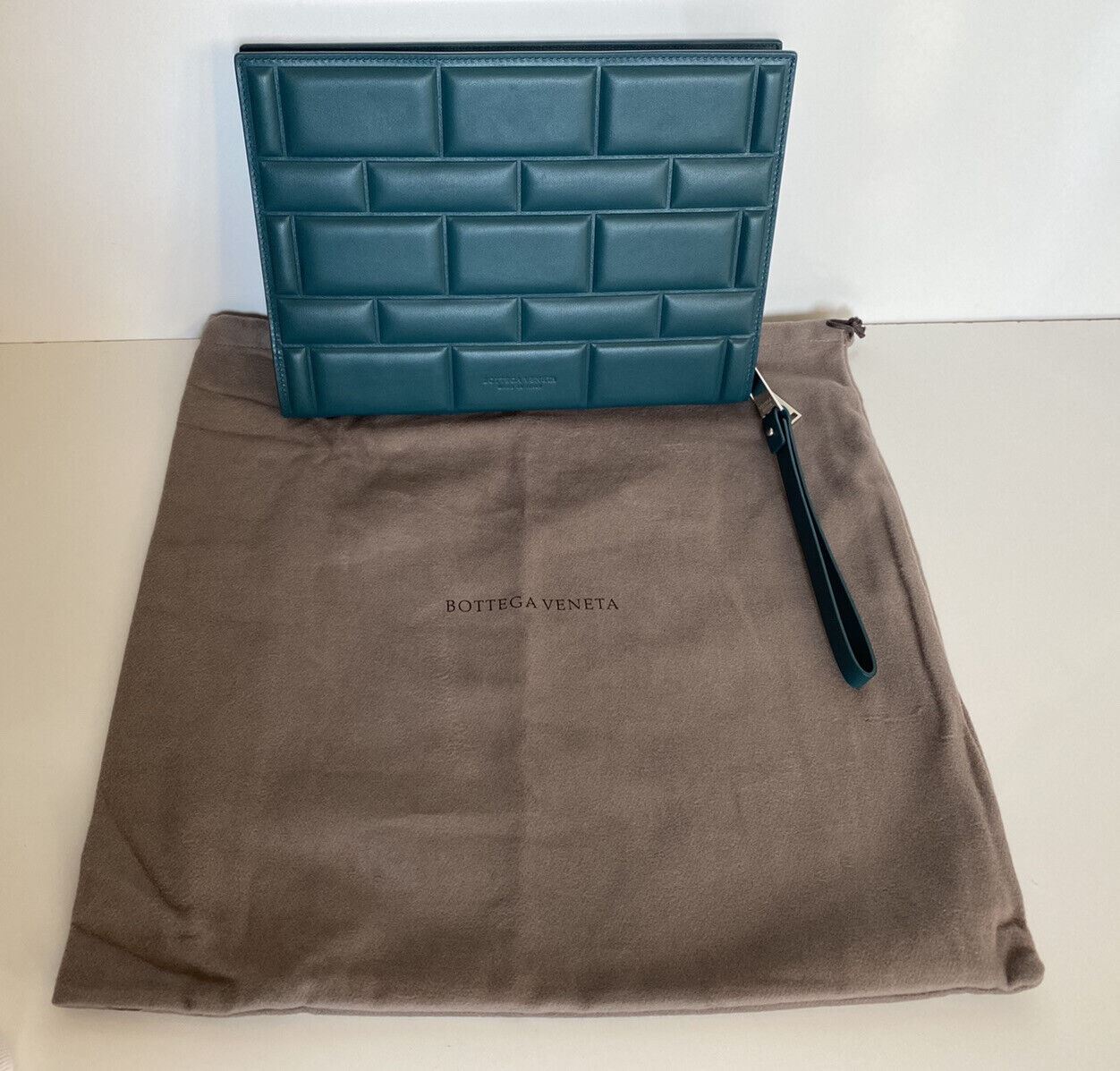 NWT $1900 Bottega Veneta Butter Calf Leather Document Case Green 592855