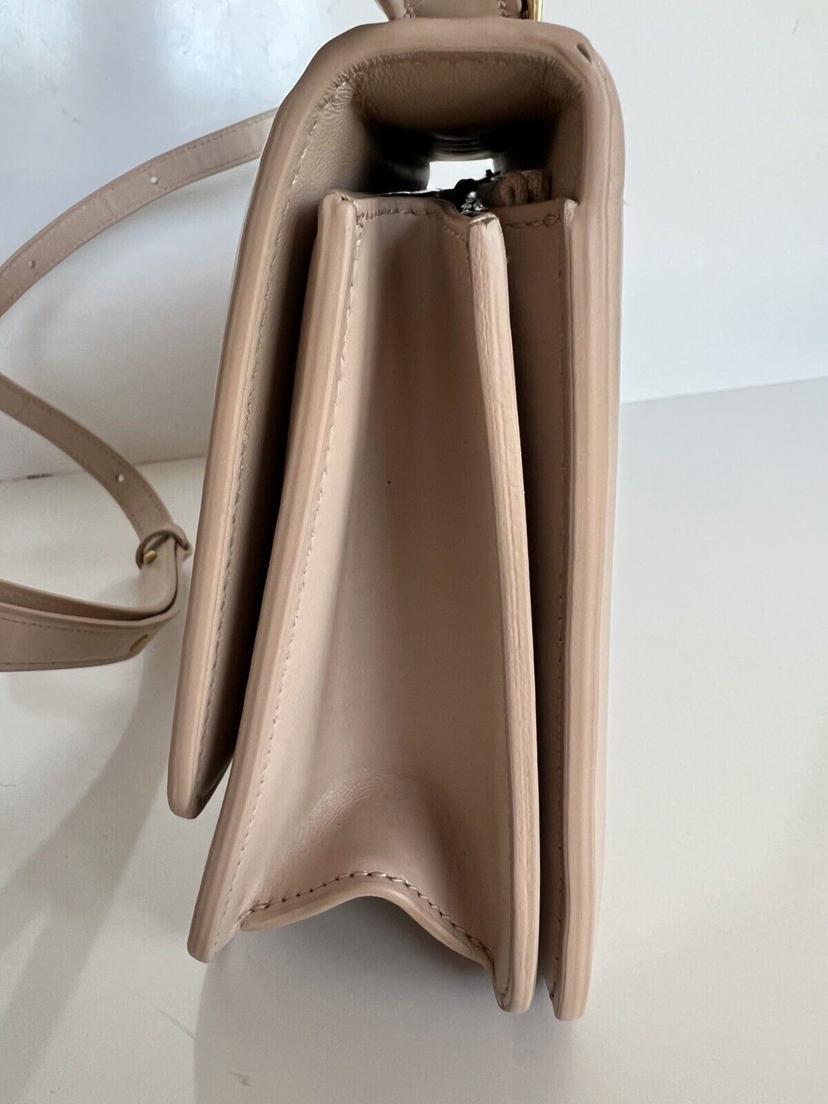 NWT $2540 Bottega Veneta Saddle Leather Medium Shoulder Bag 578009 Made in Italy