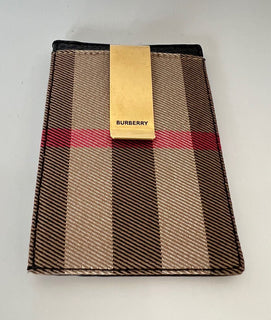 Кожаный кошелек NWT Burberry с зажимом для денег, черный/коричневый 40657151 