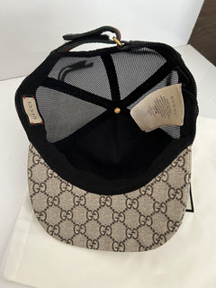 Neu mit Etikett: Gucci GG Logo Braun/Schwarze Baseballkappe, Größe S, 56 cm, hergestellt in Italien 