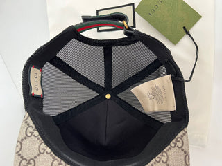 Neu mit Etikett: Gucci GG Logo Braun/Schwarze Baseballkappe, Größe S, 56 cm, hergestellt in Italien 