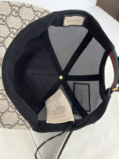 Neu mit Etikett: Gucci GG Logo Braun/Schwarze Baseballkappe, Größe S, 56 cm, hergestellt in Italien 