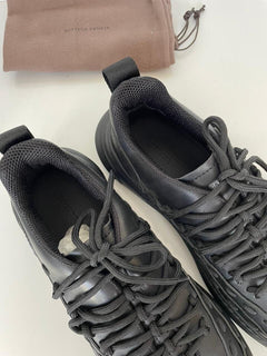 NIB 950 $ Bottega Veneta Herren-Leder-Schwarz-Sneaker 10,5 US (43,5 Euro) 578305