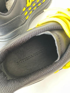 NIB 950 $ Bottega Veneta Herren-Sneaker aus Leder in Schwarz/Gelb 9,5 US (42,5) 578305
