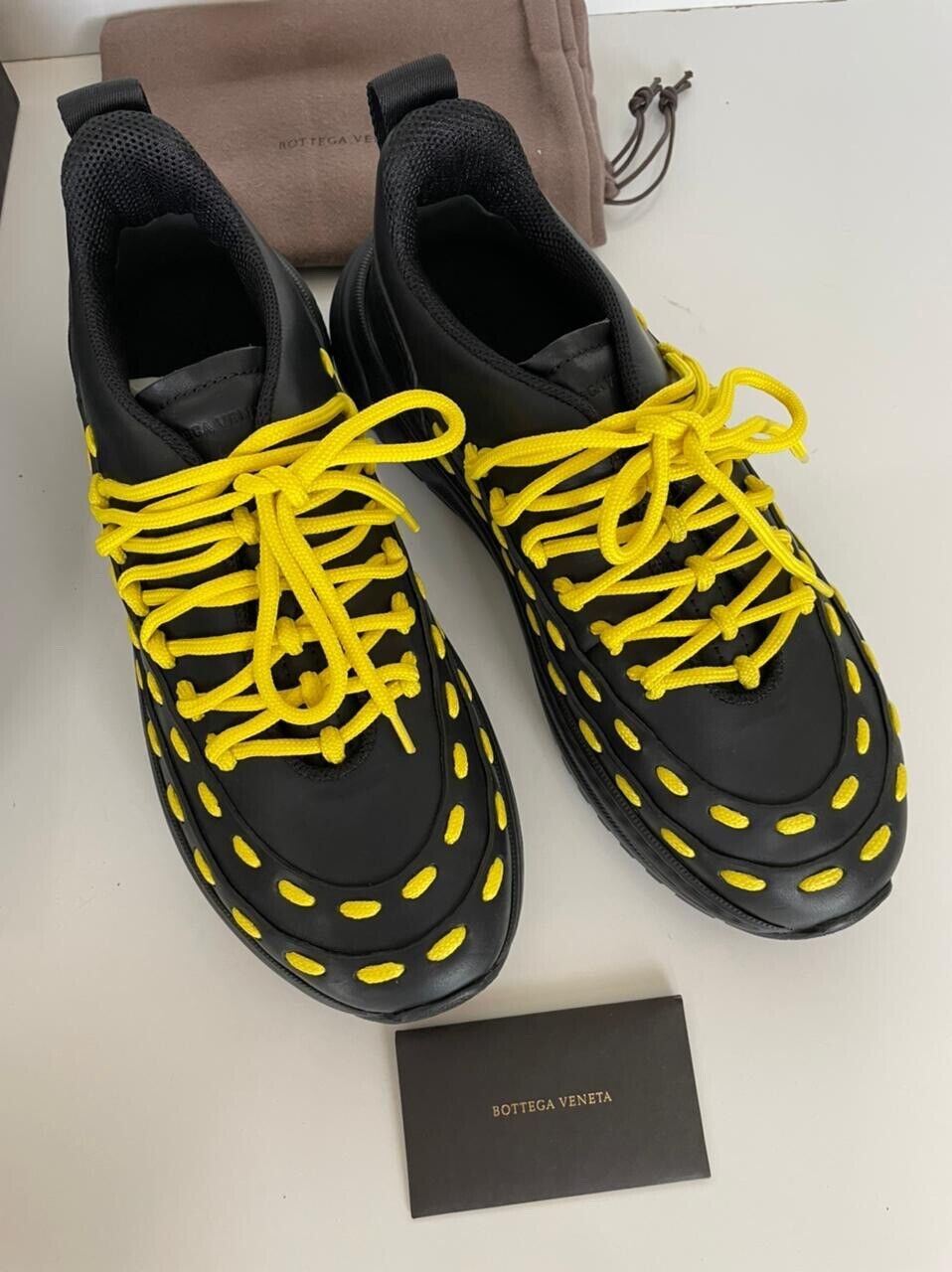 NIB $950 Bottega Veneta Mens Leather Black/Yellow Sneakers 10 US (43 Eu) 578305