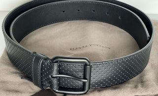 Neuer schwarzer Gürtel aus perforiertem Leggero-Kalbsleder von Bottega Veneta für 490 $ 90/36 571068 