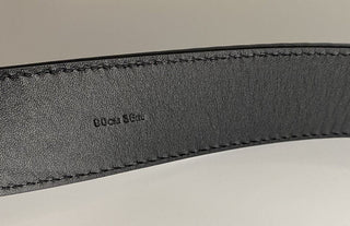 Neuer schwarzer Gürtel aus perforiertem Leggero-Kalbsleder von Bottega Veneta für 490 $ 90/36 571068 