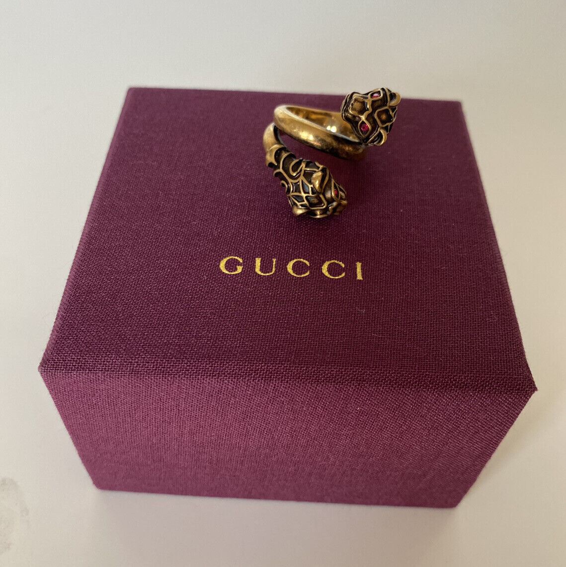 NWB Authentic GUCCI Red Crystal Gucci Tiger Head Ring Size 13 (16.8 mm) Italy