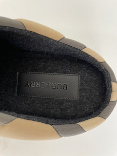 NIB Burberry Damen Archive Beige Mule Sneakers 8 US (38 Euro) 8046987 Italien 