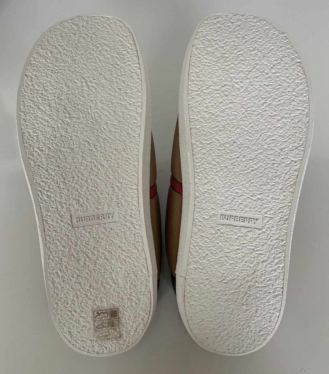 NIB Burberry Women's Archive Beige Mule Sneakers 8 US (38 Euro) 8046987 Italy