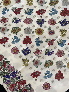 Neu mit Etikett: Gucci Blumen-Seidenschal, Schal, 90 x 90 cm, 633088, hergestellt in Italien 