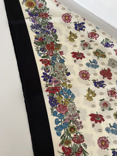 Neu mit Etikett: Gucci Blumen-Seidenschal, Schal, 90 x 90 cm, 633088, hergestellt in Italien 