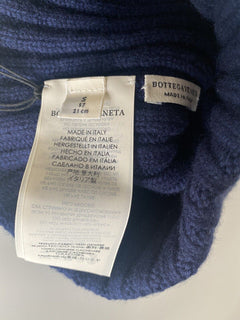 Neu mit Etikett: 350 $ Bottega Veneta Strickmütze aus 100 % Kaschmir Dk Blue Small 578913 Italien 