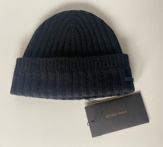 Neu mit Etikett: 350 $ Bottega Veneta Strickmütze aus 100 % Kaschmir Schwarz Medium 597145 Italien