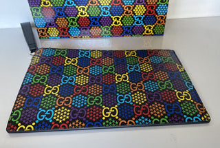 Neu mit Etikett: Gucci GG Psychedelic Print Reißverschluss-Umhängetasche 601087, hergestellt in Italien 