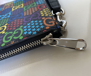 Neu mit Etikett: Gucci GG Psychedelic Print Reißverschluss-Umhängetasche 601087, hergestellt in Italien 