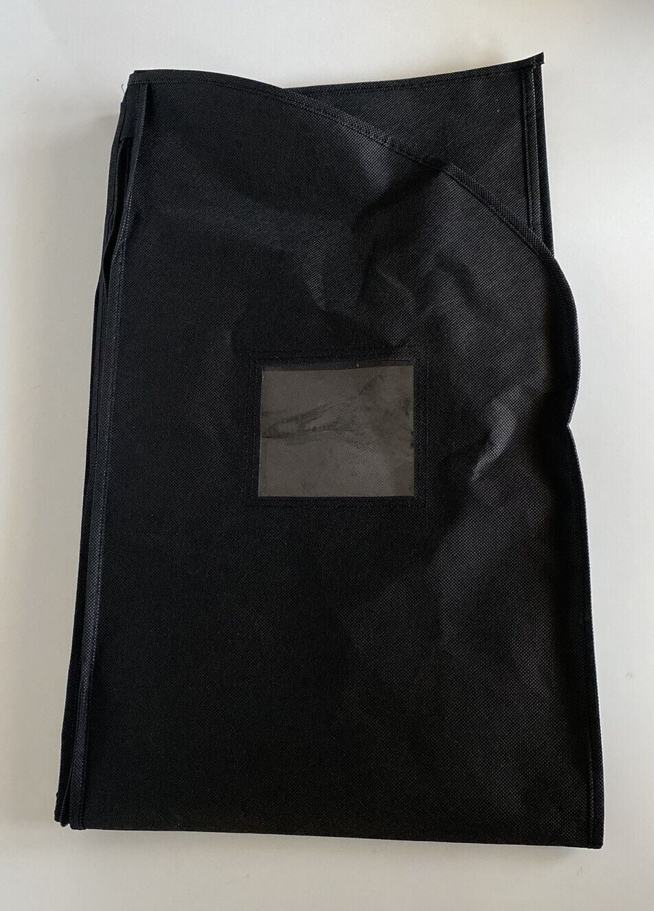 Nagelneuer Kleidersack, Schwarz, 101,6 cm L x 61 cm B 