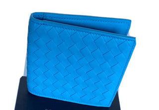 NWT Bottega Veneta Intrecciato Leder Himmelblau Bi-fold Coin Wallet 148324 Italien 