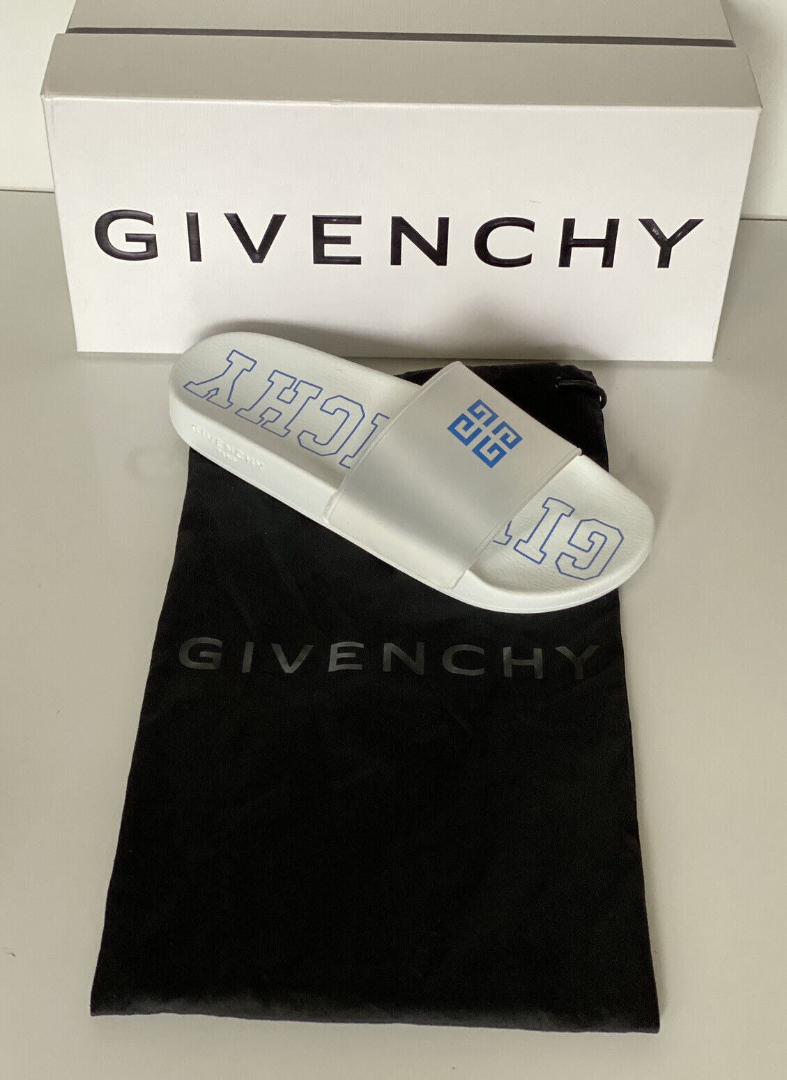 NIB $ 375 Givenchy Game Day Logo Pool Slides Sandalen Weiß/Blau 7 US (40 Euro) IT