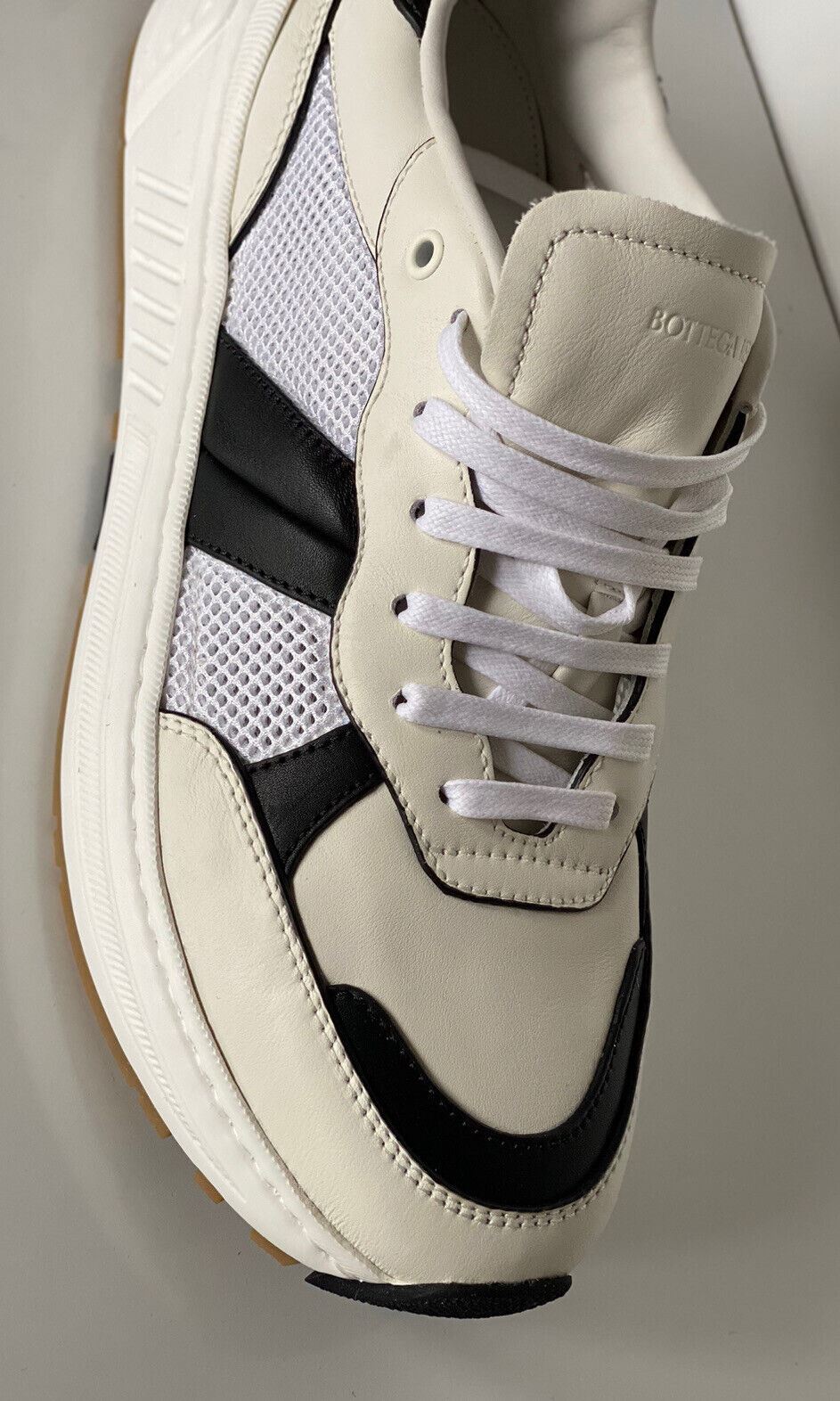 NIB $790 Bottega Veneta Men's Leather & Mesh Sneakers White/Black 9.5 US 565646