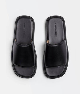 NIB $ 690 Bottega Veneta Herren-Sandalen aus Wiener Kalbsleder Schwarz 9 US 667087 IT