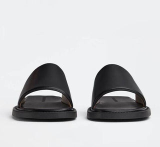 NIB $ 690 Bottega Veneta Herren-Sandalen aus Wiener Kalbsleder Schwarz 9 US 667087 IT