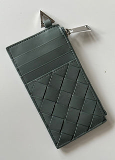 Neu mit Etikett: 520 $ Bottega Veneta Leder-Slim-Geldbörse Intreccio Weave Slate 619200