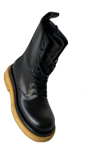 NIB $ 1450 Bottega Veneta Military Kalbsleder Schwarze Stiefel 9 US 667093 IT