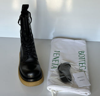 NIB $ 1450 Bottega Veneta Military Kalbsleder Schwarze Stiefel 9,5 US 667093 IT