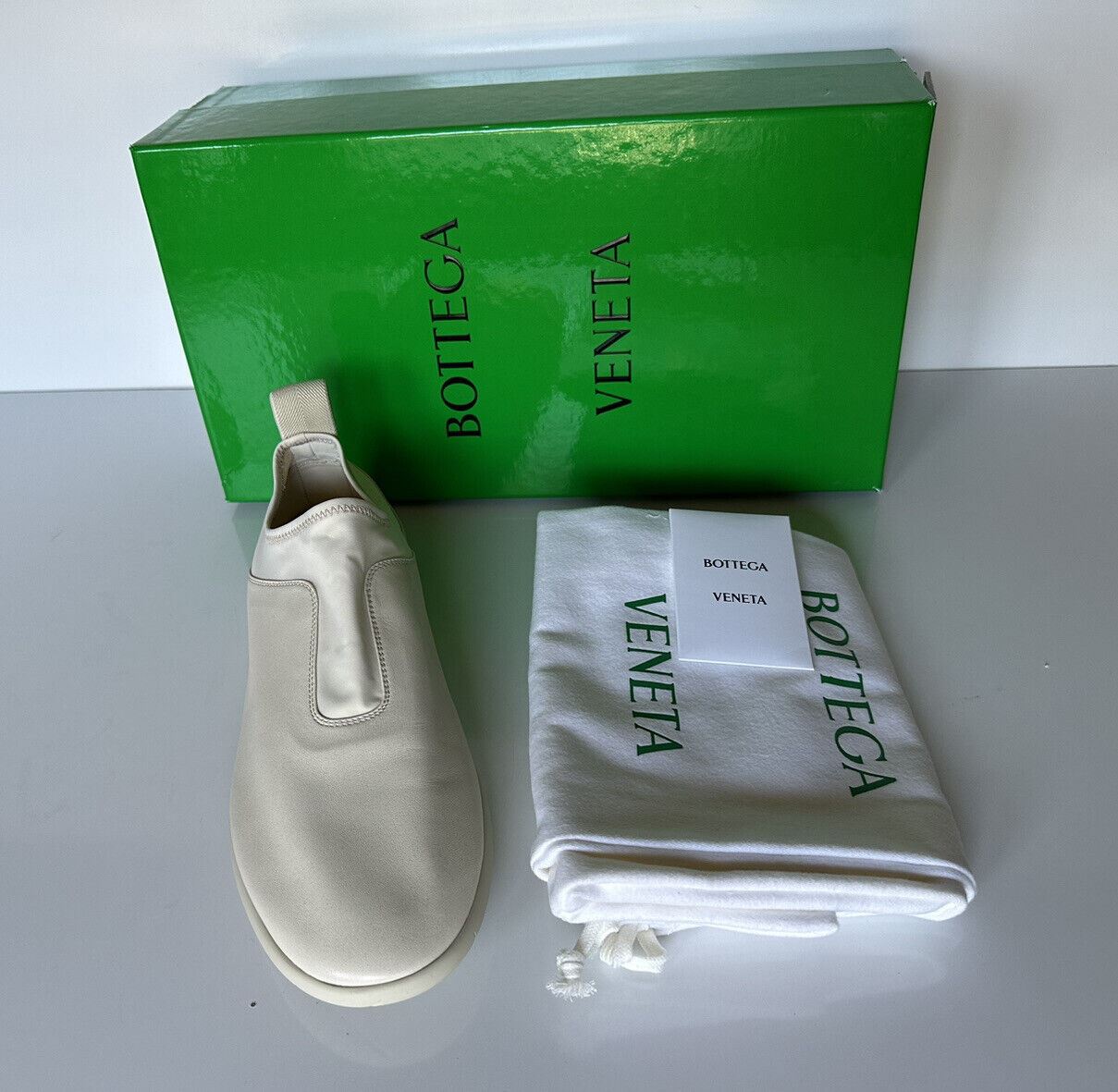 NIB $750 Bottega Veneta Mens Lagoon Nappa Leather Sea Salt Sneakers 10 US 651305