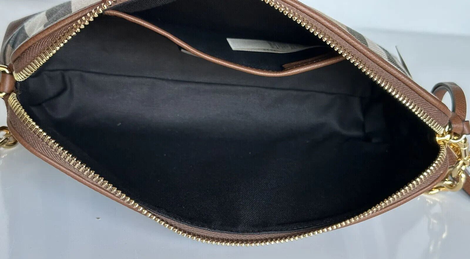 NWT Burberry Abingdon House Check Derby Кожаная сумка на плечо Желто-коричневый 40147391 Италия 