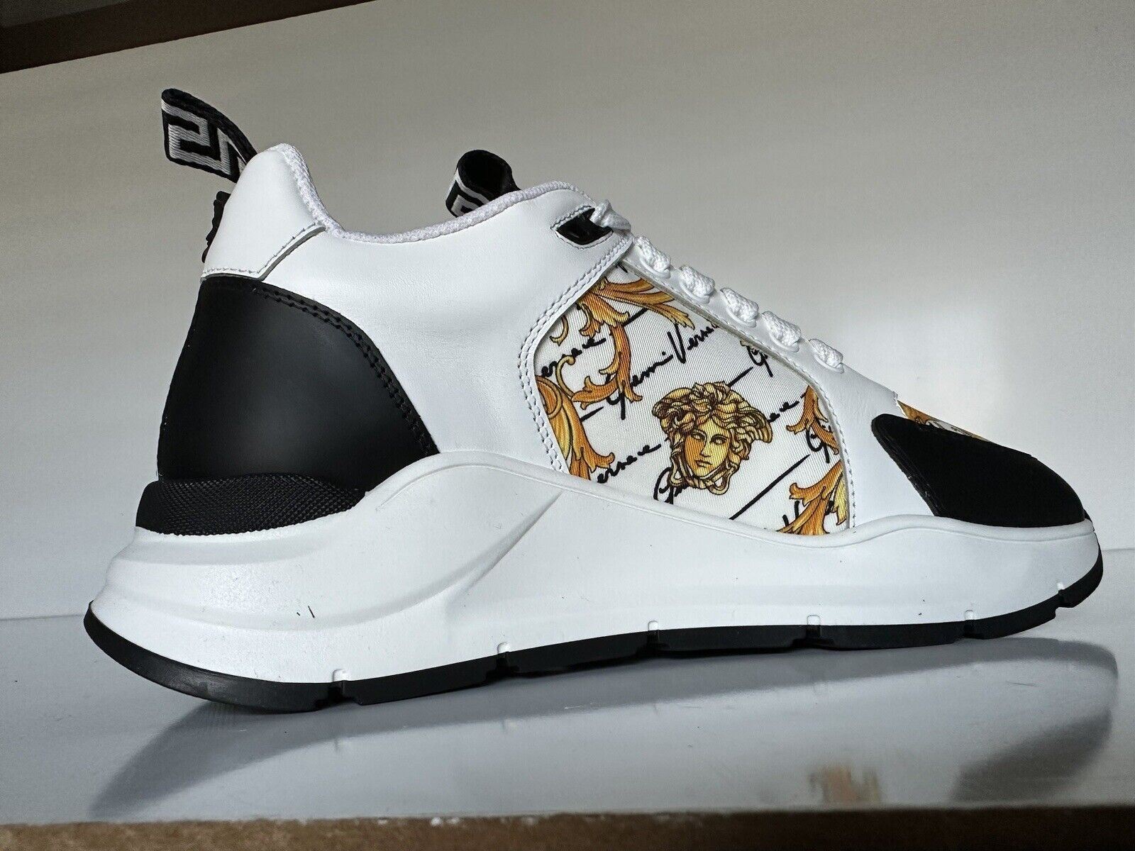 NIB $950 VERSACE Baroque Print White Sneakers Size 6 US (39 Euro)  1002781 Italy