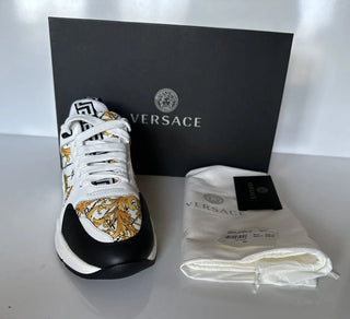 NIB $ 950 VERSACE Weiße Turnschuhe mit Barock-Print Größe 13 US (46 Euro) 1002781 IT 