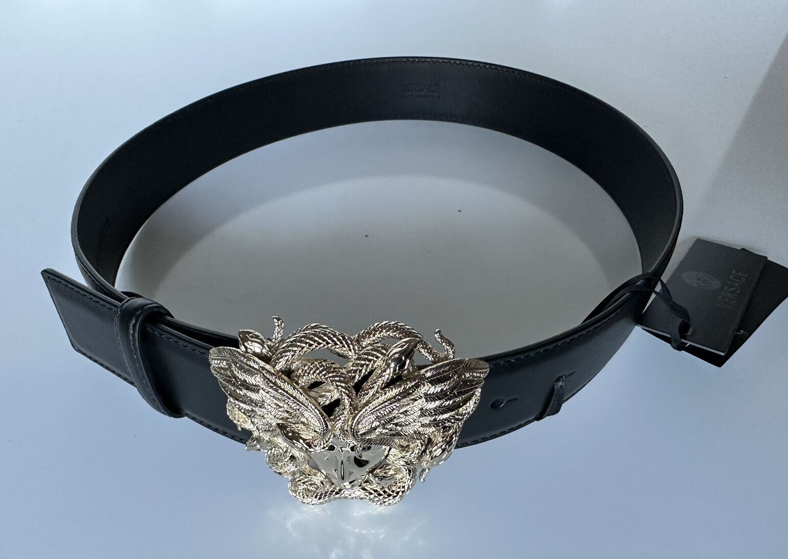 NIB $950 Versace Medusa Light Gold Buckle Black Leather Belt 85 (34) DCDG816S
