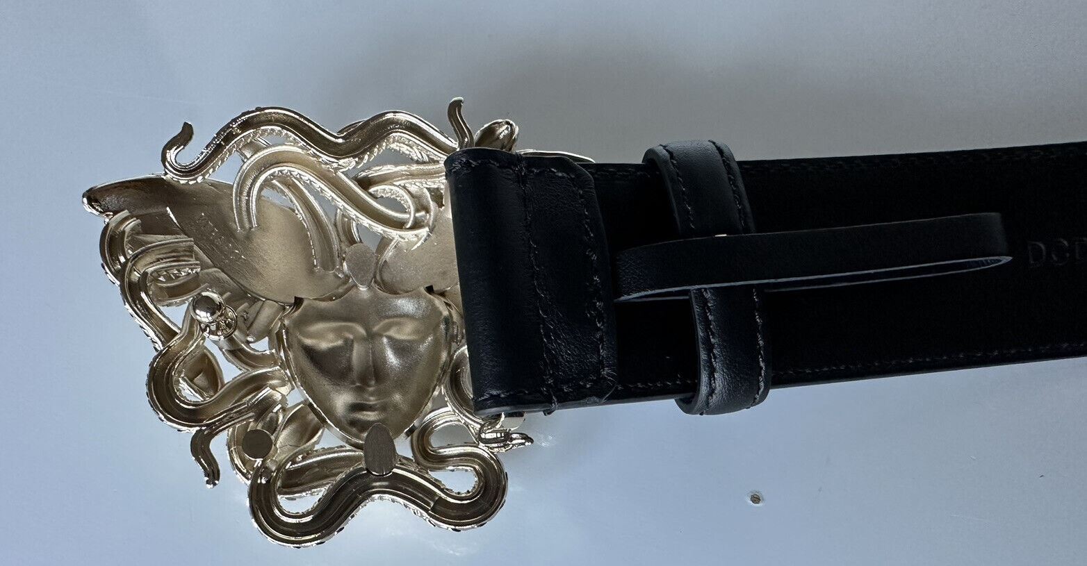 NIB $950 Versace Medusa Light Gold Buckle Black Leather Belt 85 (34) DCDG816S