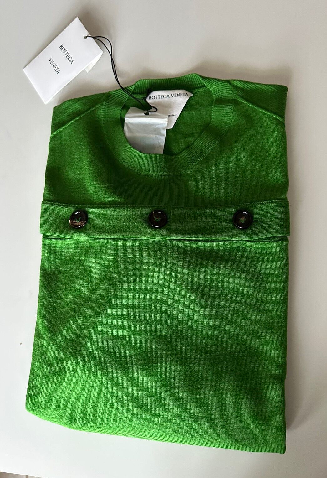 Neu mit Etikett: 1.750 $ Bottega Veneta Damen-Strickoberteil aus grüner Wolle mit offenen Knöpfen, Größe L, Größe 648729