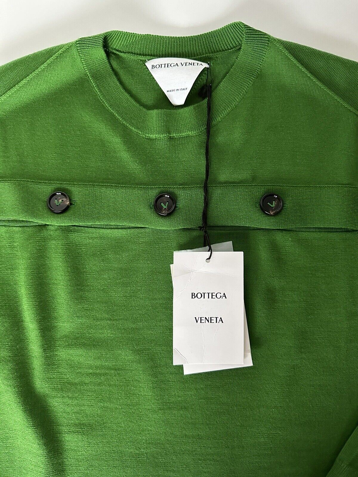 Neu mit Etikett: 1.750 $ Bottega Veneta Damen-Strickoberteil aus grüner Wolle mit offenen Knöpfen, Größe L, Größe 648729